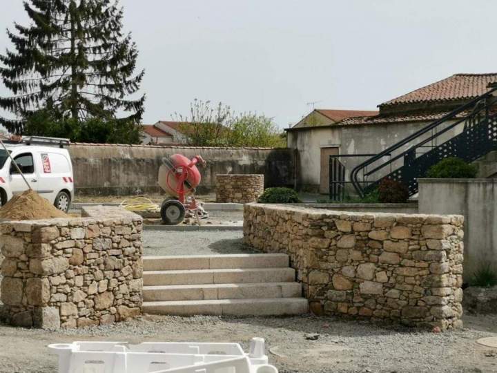 Pose d’enduit à pierre vue Les Herbiers